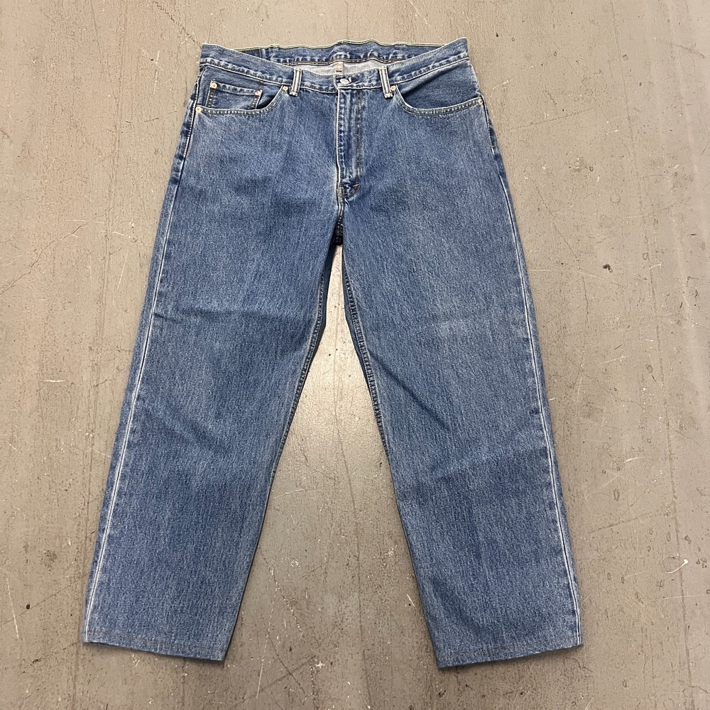 Levi's 550 Jeans Men 38x30 Medium Stonewash Denim Relaxed Fit Straight Leg Retro